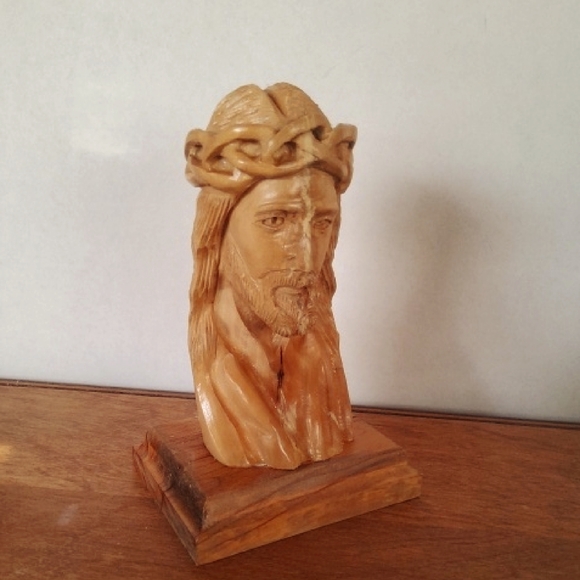 Olivecraft holly land craved Jesus bust Other - Handcrafted Wooden Jesus Bust